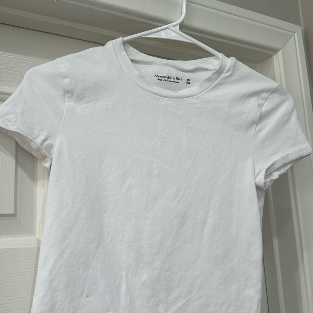 Abercrombie white baby tee